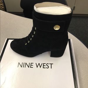 nine west querna ankle boots